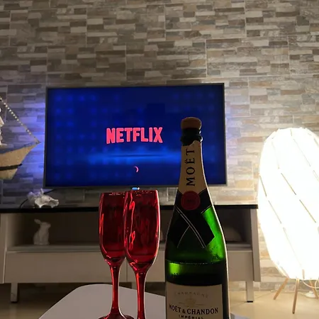 아파트 Sunset Lungomare Vlorë