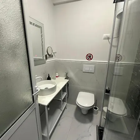 Sunset Lungomare 아파트 Vlorë